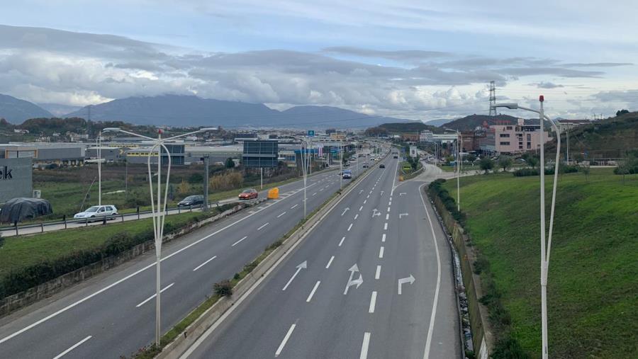 ARRSH mbyll hyrje daljet e rrezikshme ne aksin Tirane Durres